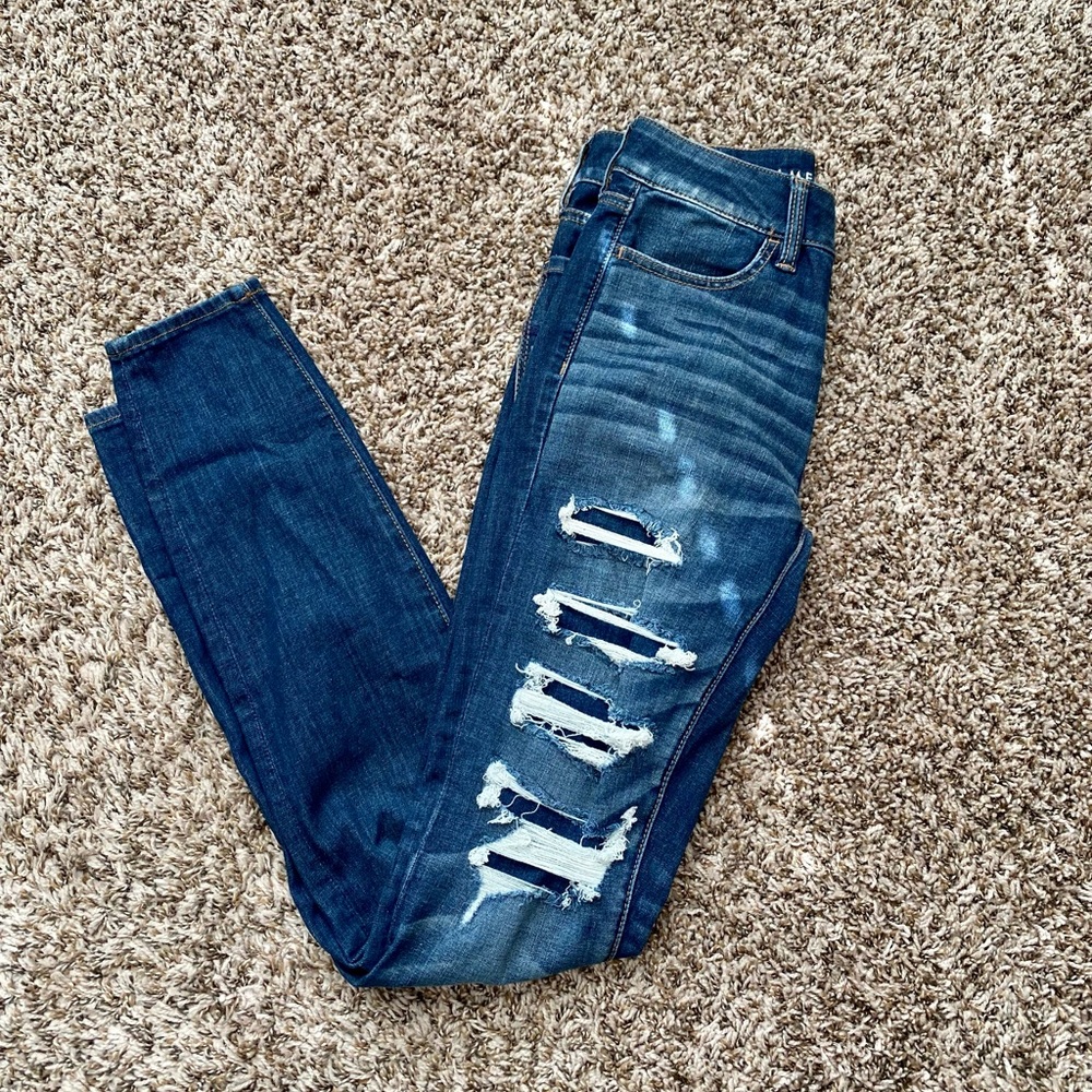 American Eagle High Rise Jeans